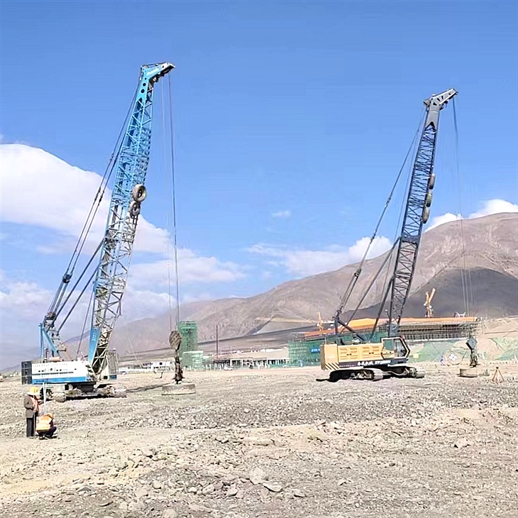 西藏機(jī)場(chǎng)地基強(qiáng)夯施工